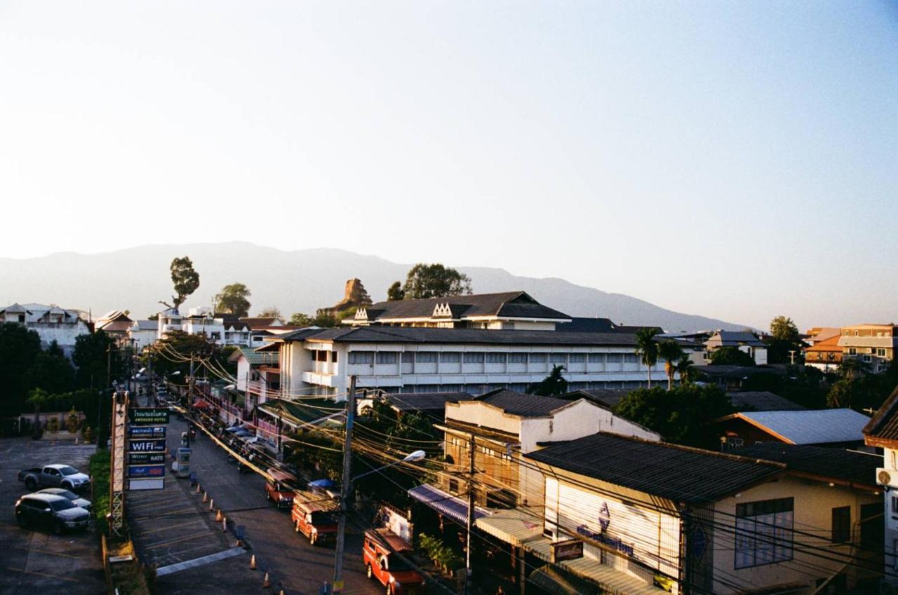 The Chimes Chiangmai Old City شيانغ ماي المظهر الخارجي الصورة